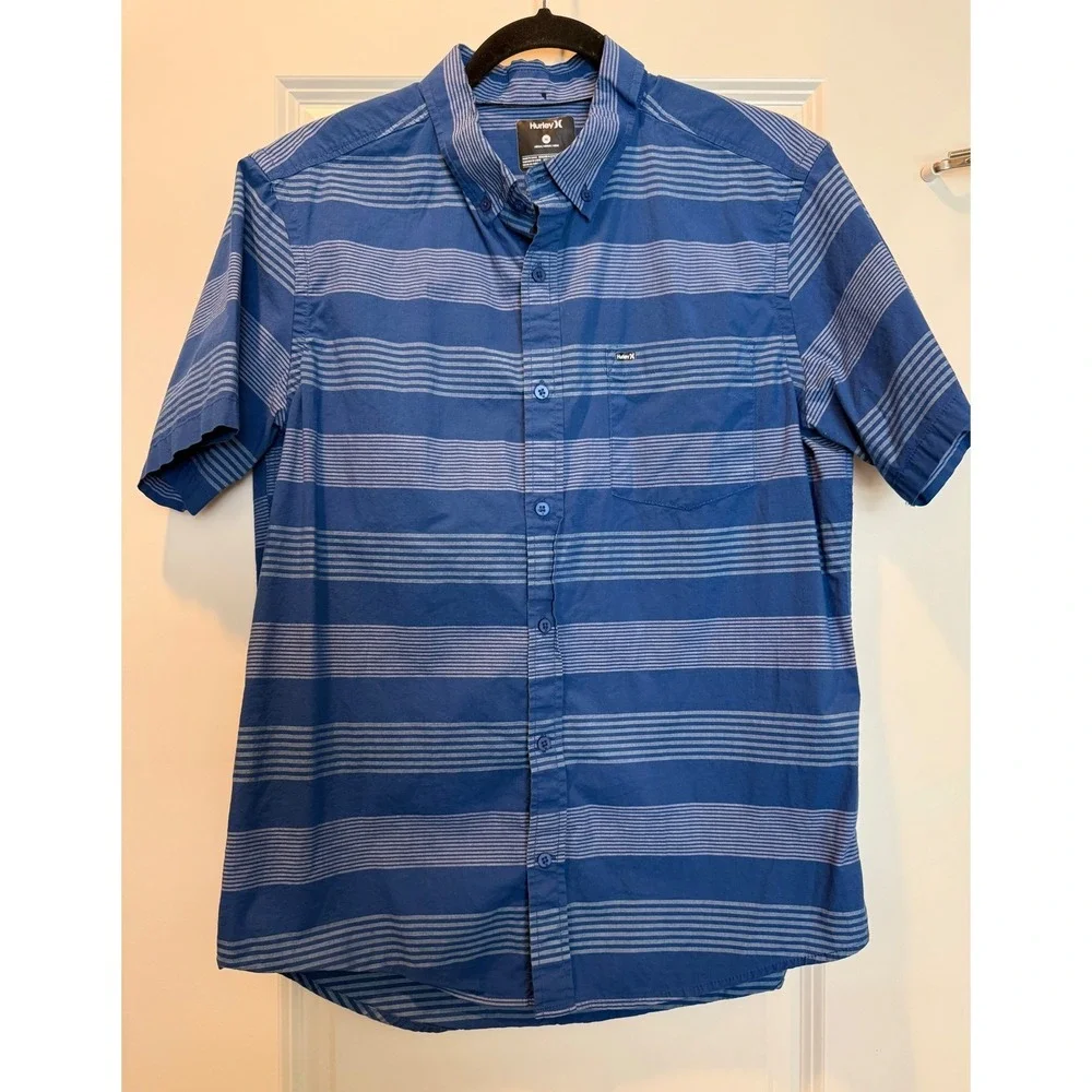 Hurley Mens Blue Striped Short Sleeve Button Down Shirt Medium Casual Surf Style